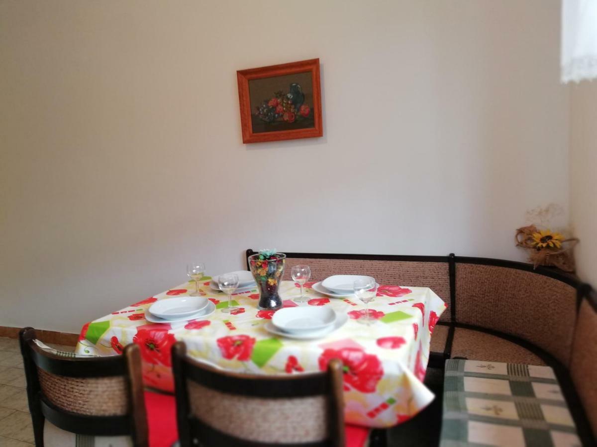 Apartment Marina Malinska Esterno foto